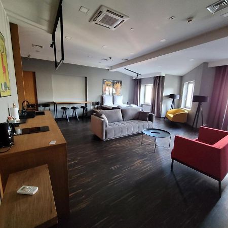 Dada Premium Aparthotel クラクフ エクステリア 写真